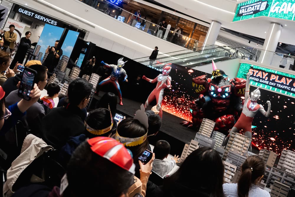 Fans React to Ultraman Live 2025